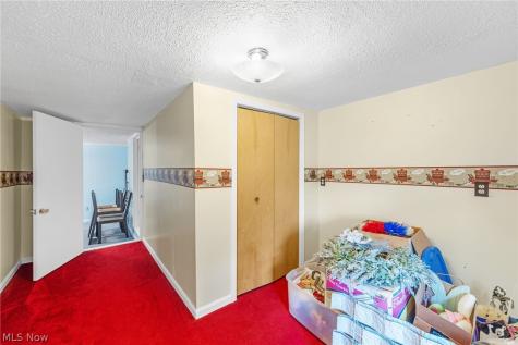 9065 12th Street North Benton OH 44449