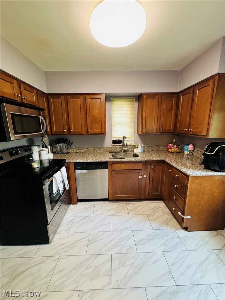 4075 Ellison Road South Euclid OH 44121