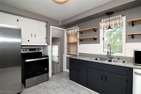 11710 Barrington Boulevard Parma Heights OH 44130