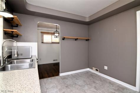 11710 Barrington Boulevard Parma Heights OH 44130