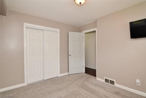 11710 Barrington Boulevard Parma Heights OH 44130