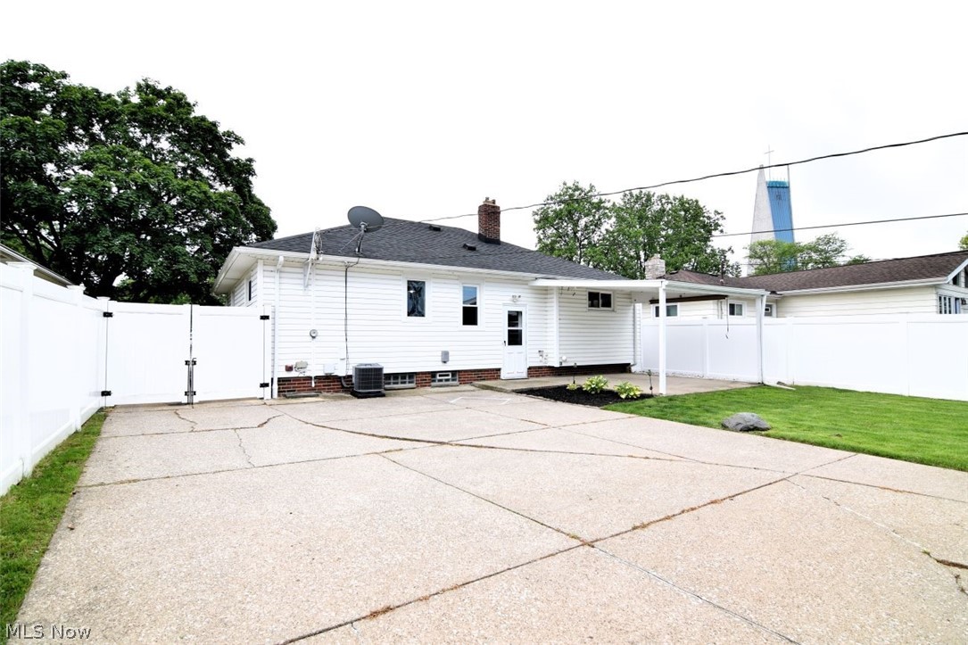 11710 Barrington Boulevard Parma Heights OH 44130