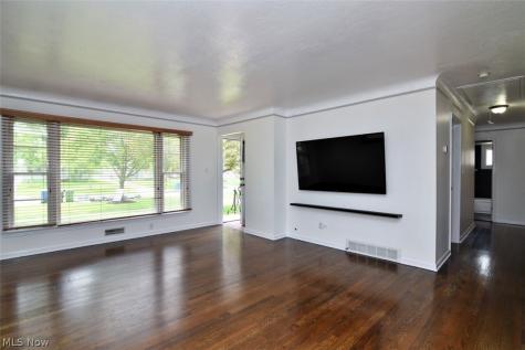 11710 Barrington Boulevard Parma Heights OH 44130