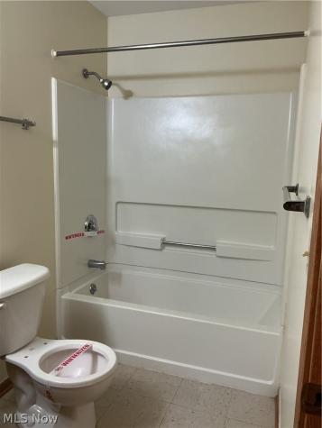 2823 Benford Lane Youngstown OH 44505