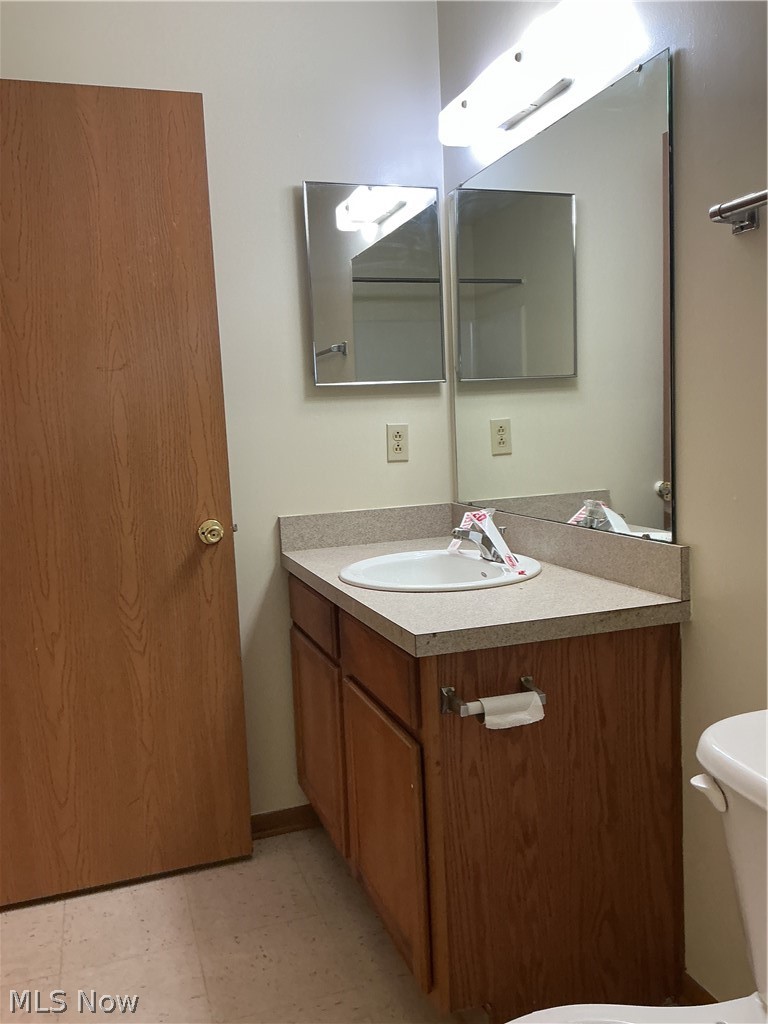 2823 Benford Lane Youngstown OH 44505