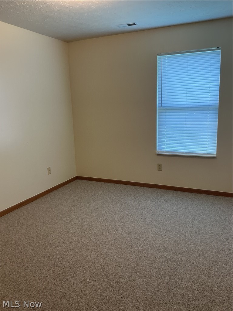 2823 Benford Lane Youngstown OH 44505