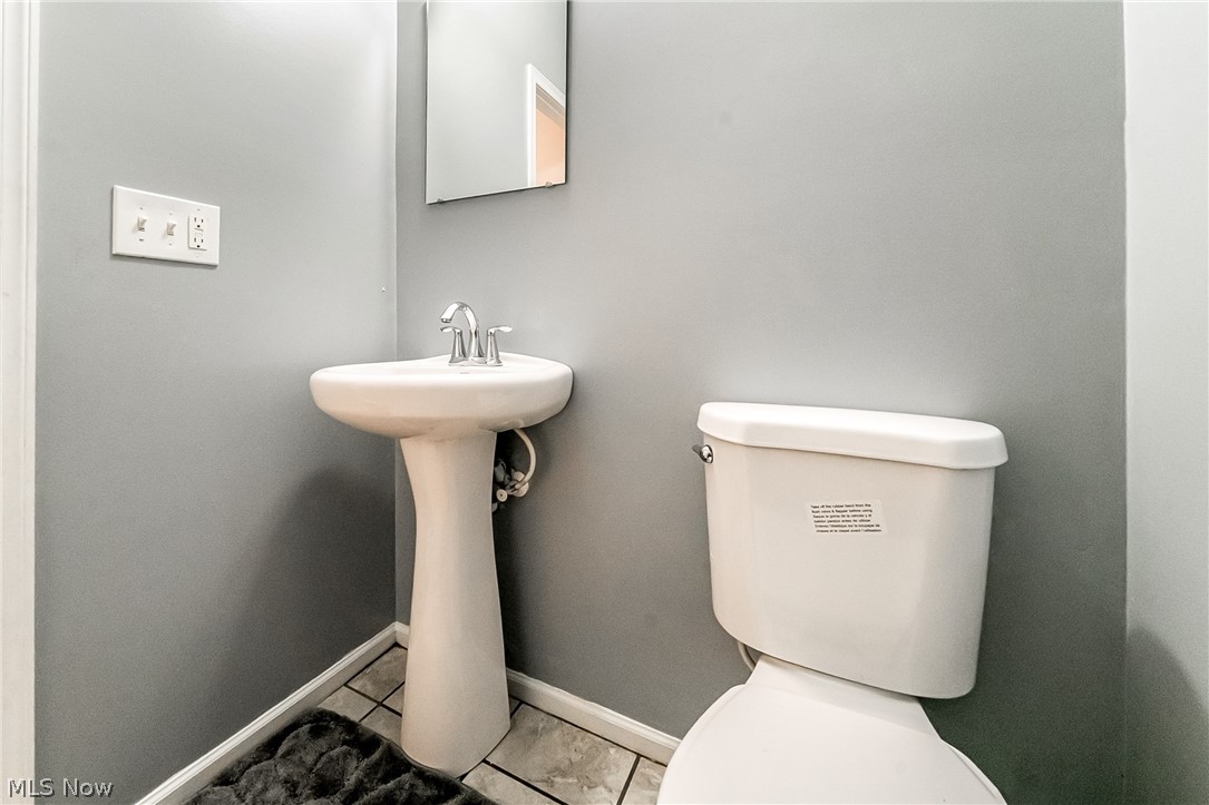 6382 Stonehaven Lane Bedford Heights OH 44146