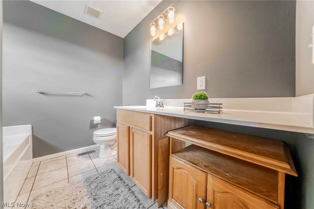 6382 Stonehaven Lane Bedford Heights OH 44146