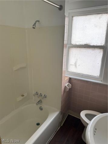 526 E 118th Street Cleveland OH 44108