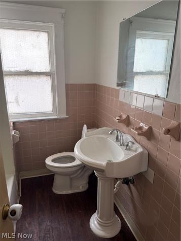 526 E 118th Street Cleveland OH 44108