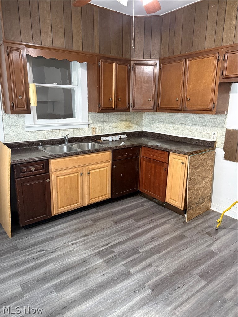 526 E 118th Street Cleveland OH 44108