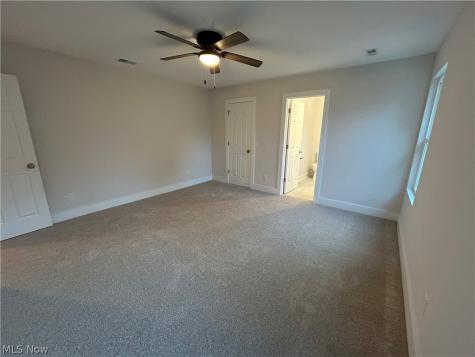938 East Drive Sheffield Lake OH 44054