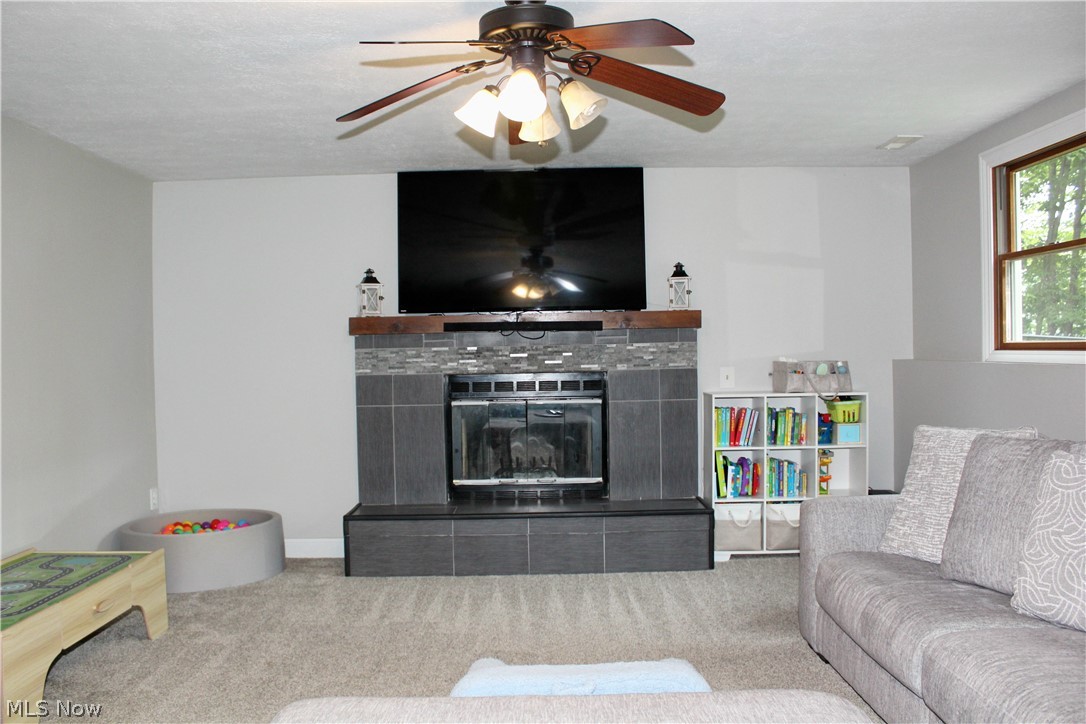 9555 S Salem Warren Road Salem OH 44460