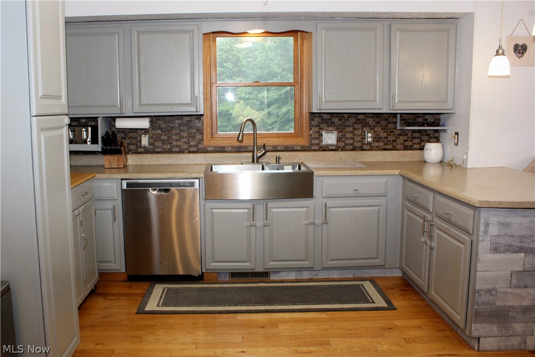 9555 S Salem Warren Road Salem OH 44460