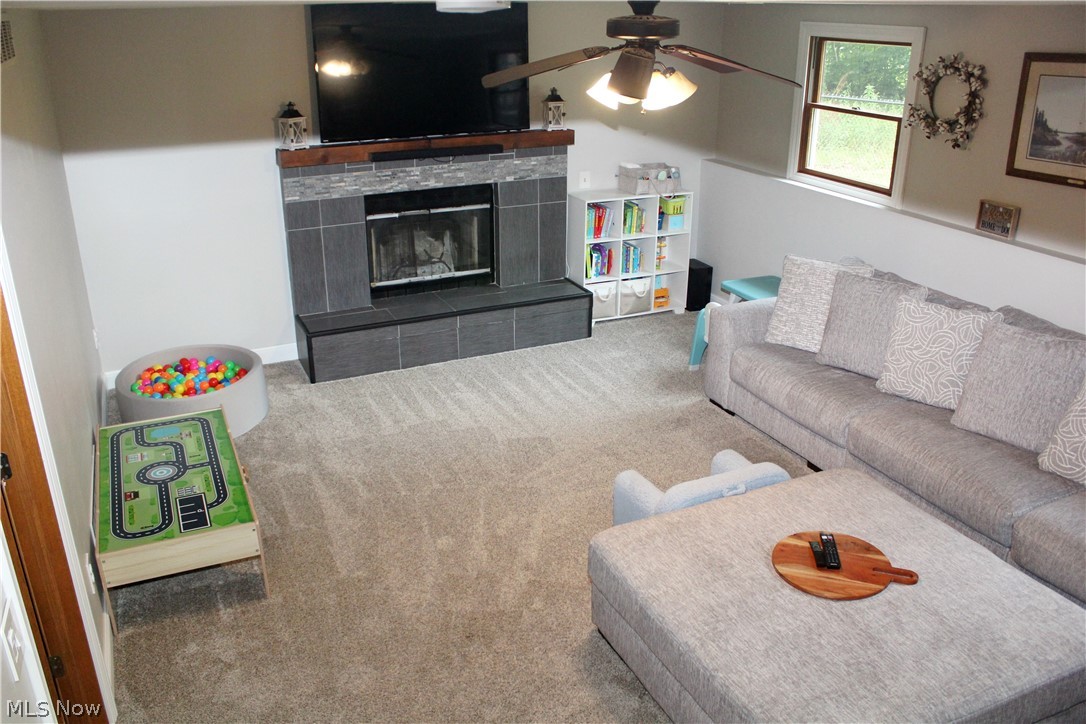 9555 S Salem Warren Road Salem OH 44460