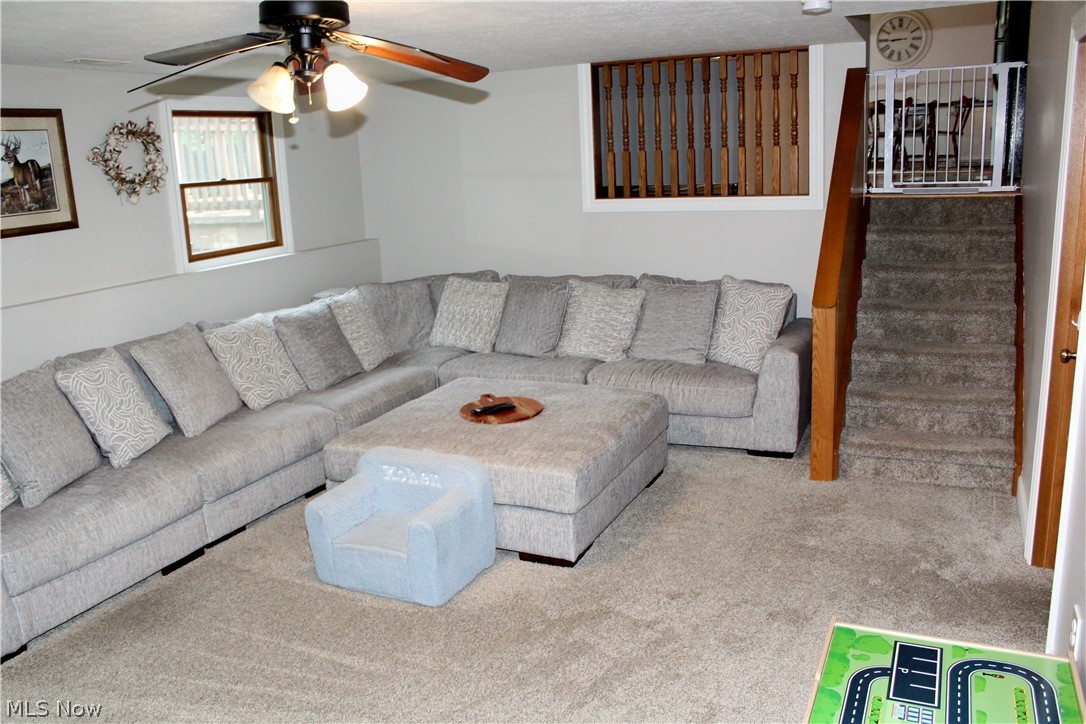 9555 S Salem Warren Road Salem OH 44460