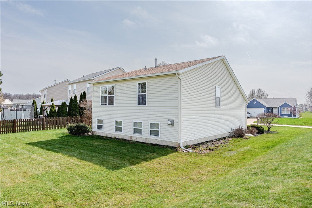 38222 Pebble Lake Trail North Ridgeville OH 44039
