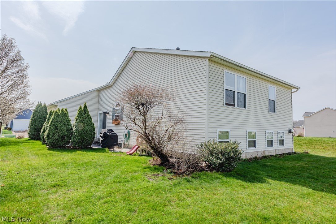 38222 Pebble Lake Trail North Ridgeville OH 44039