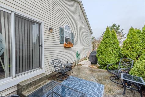 38222 Pebble Lake Trail North Ridgeville OH 44039