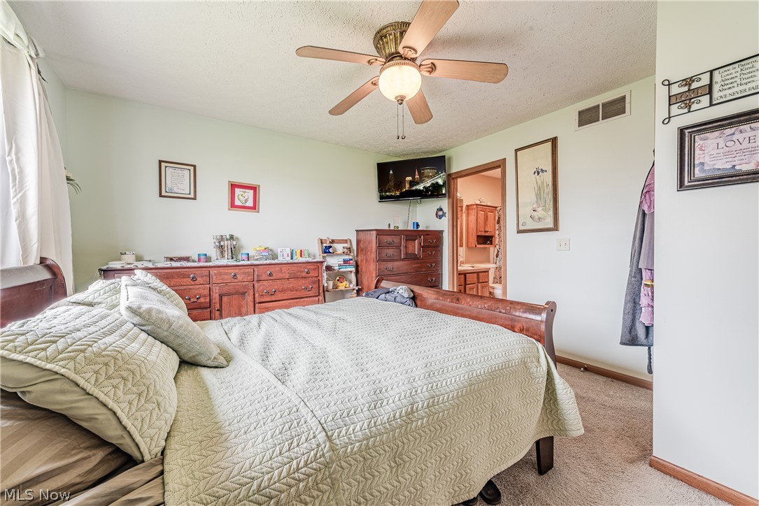 38222 Pebble Lake Trail North Ridgeville OH 44039