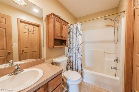38222 Pebble Lake Trail North Ridgeville OH 44039