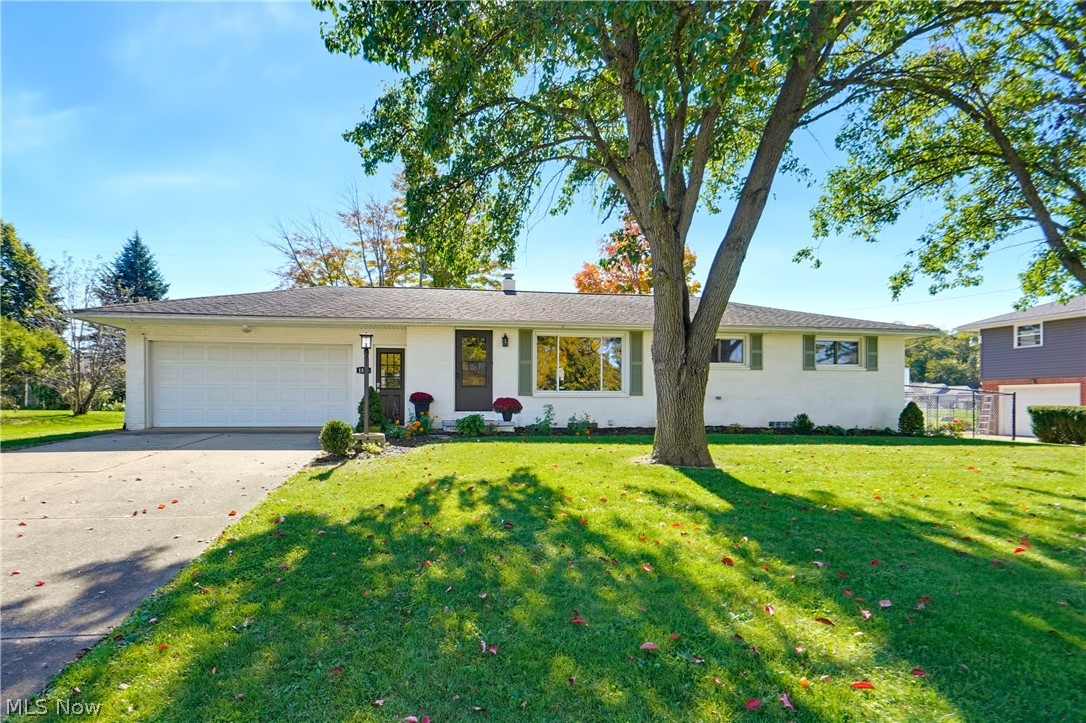 1526 Edmar Street Louisville OH 44641