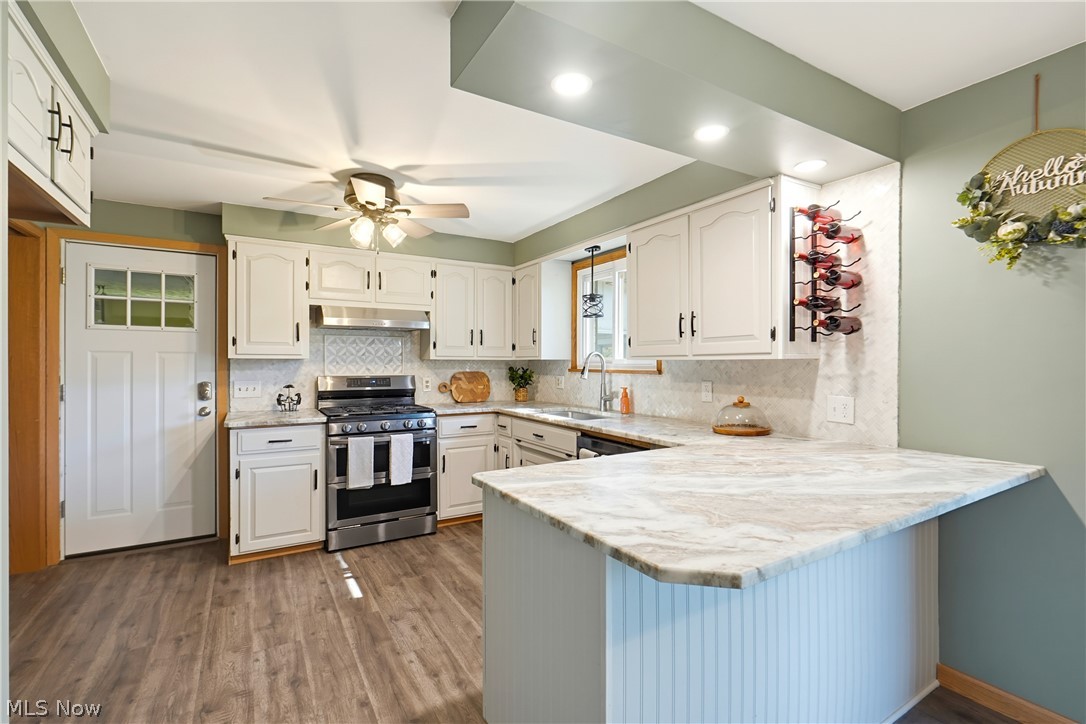1526 Edmar Street Louisville OH 44641