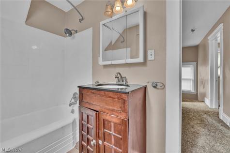 9607 Fuller Avenue Cleveland OH 44104