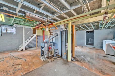 9607 Fuller Avenue Cleveland OH 44104