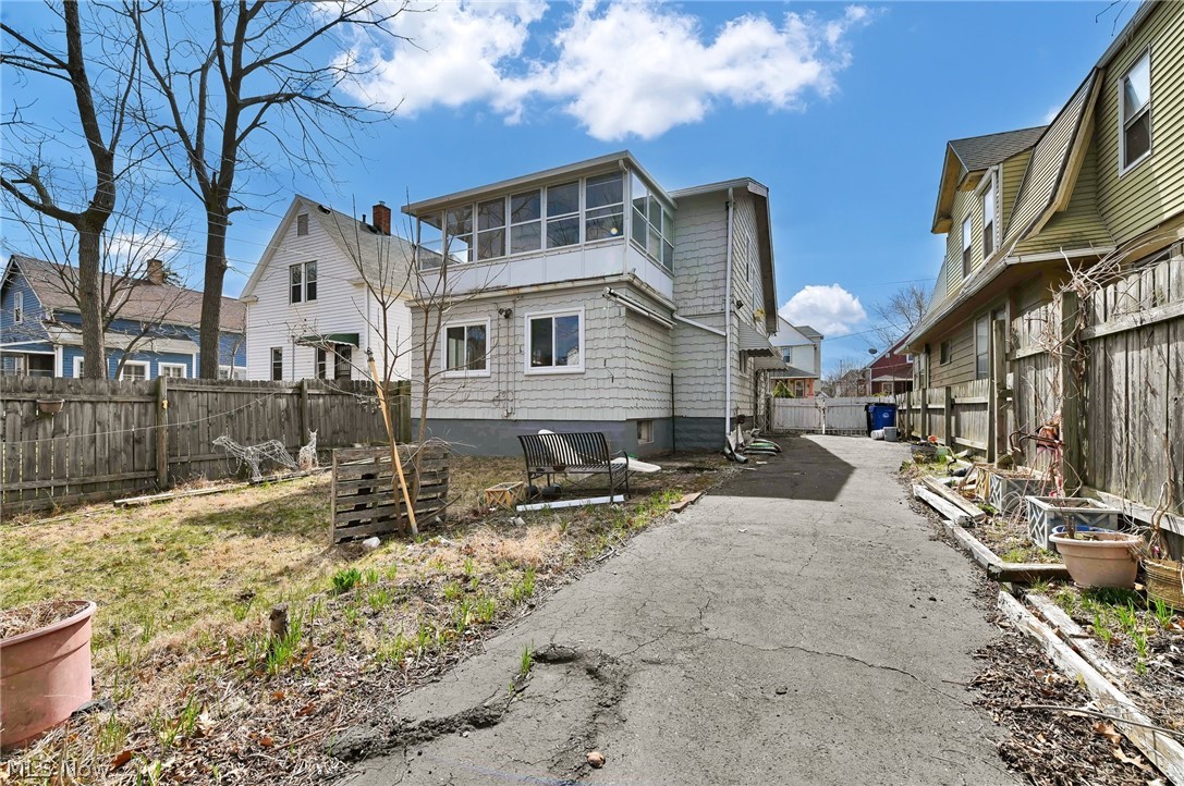 9607 Fuller Avenue Cleveland OH 44104