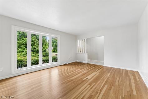 644 Wellfleet Drive Bay Village OH 44140