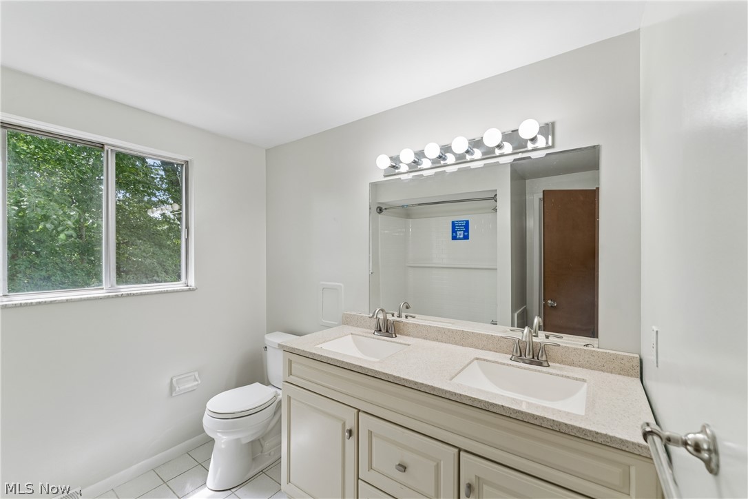644 Wellfleet Drive Bay Village OH 44140