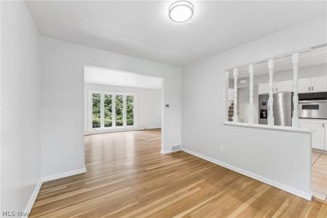 644 Wellfleet Drive Bay Village OH 44140