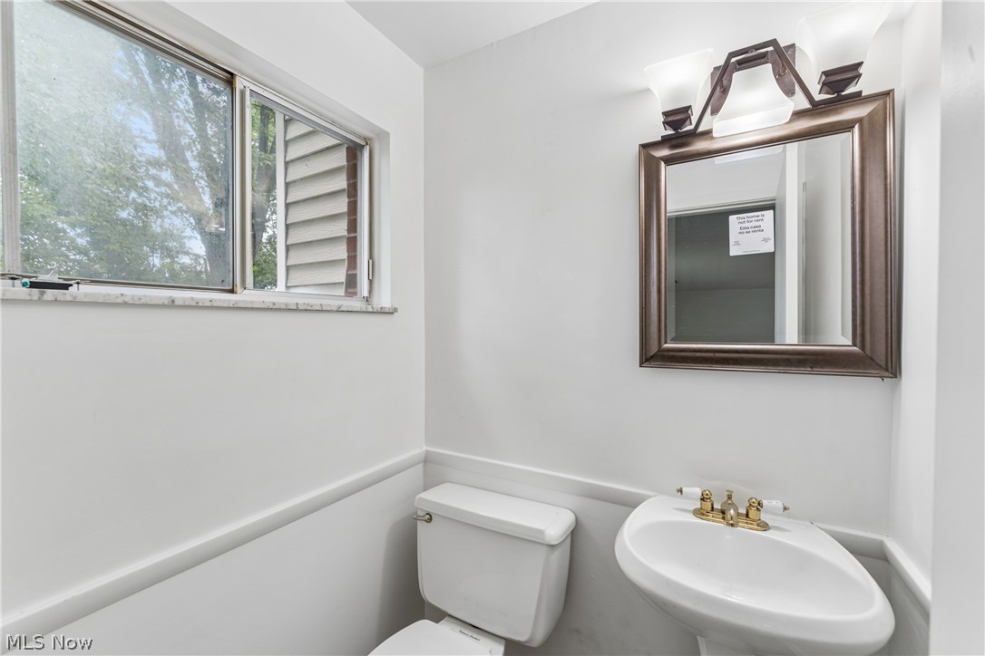 644 Wellfleet Drive Bay Village OH 44140