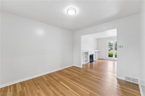644 Wellfleet Drive Bay Village OH 44140