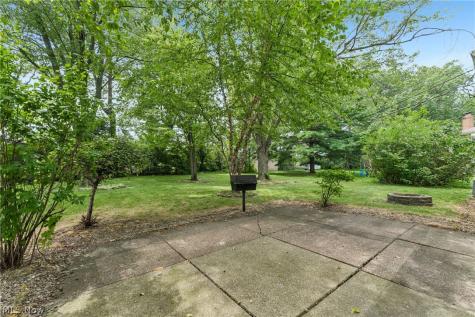 644 Wellfleet Drive Bay Village OH 44140