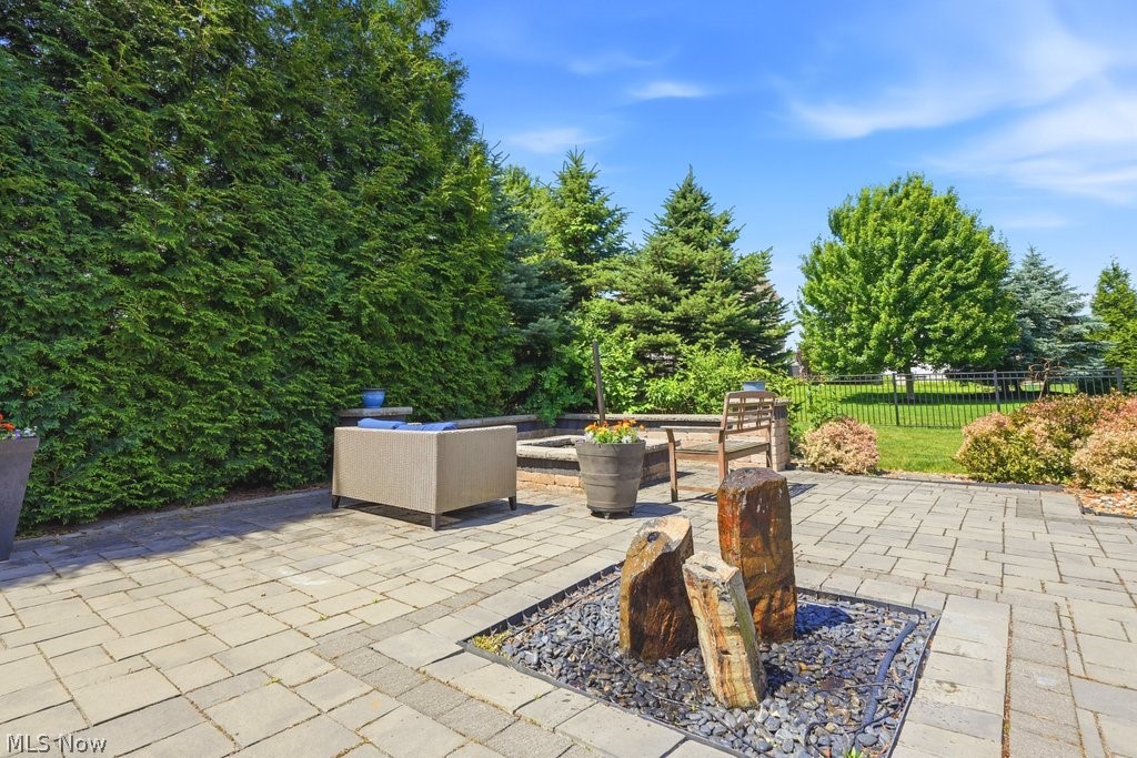 1504 Buckhurst Run Wadsworth OH 44281