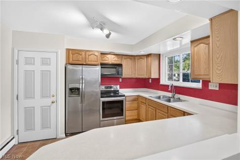 5051 Berkshire North Olmsted OH 44070