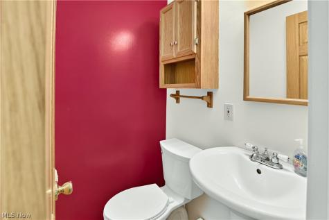 5051 Berkshire North Olmsted OH 44070