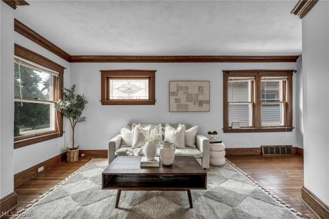 1653 Cordova Avenue Lakewood OH 44107