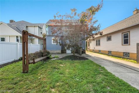 1653 Cordova Avenue Lakewood OH 44107