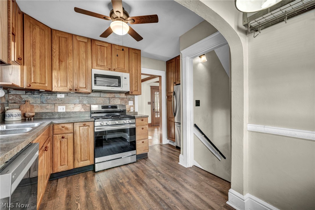 1653 Cordova Avenue Lakewood OH 44107