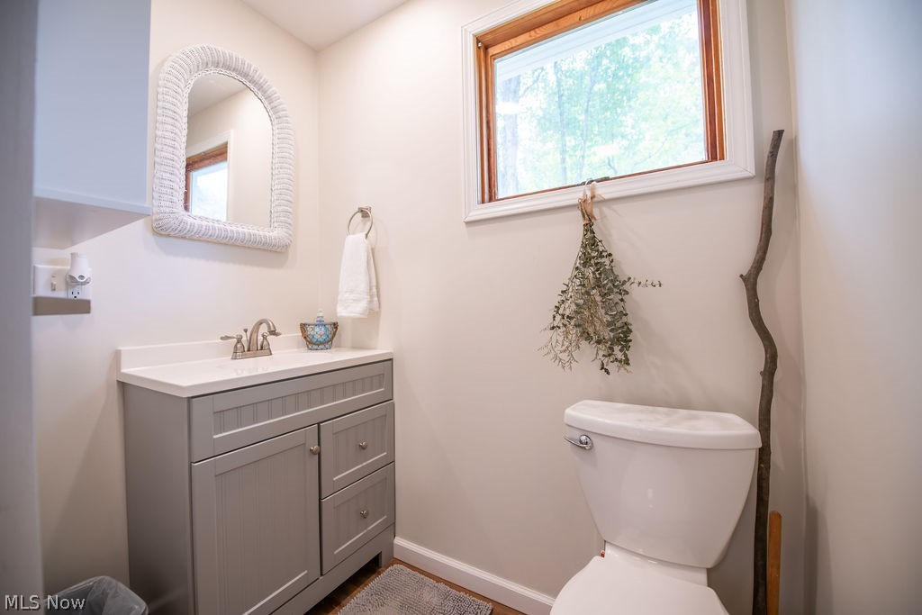 6109 Vale View Drive SW Sherrodsville OH 44675