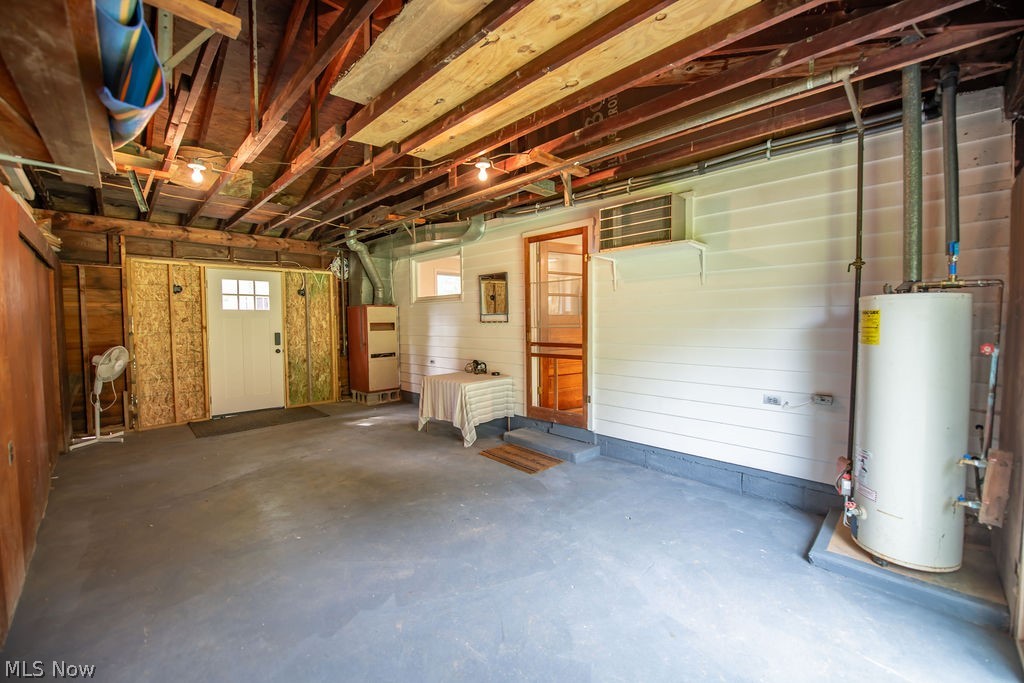 6109 Vale View Drive SW Sherrodsville OH 44675