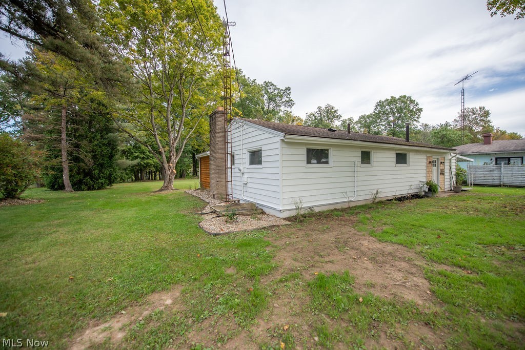6109 Vale View Drive SW Sherrodsville OH 44675