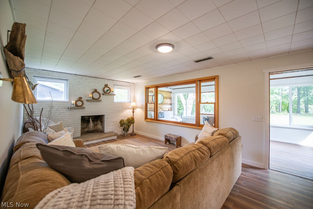 6109 Vale View Drive SW Sherrodsville OH 44675