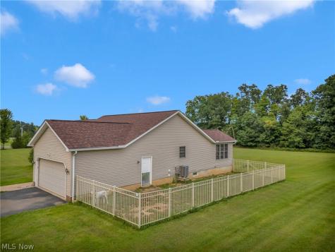8395 Friendsville Road Seville OH 44273