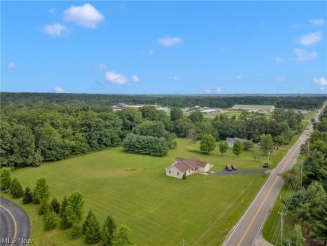 8395 Friendsville Road Seville OH 44273