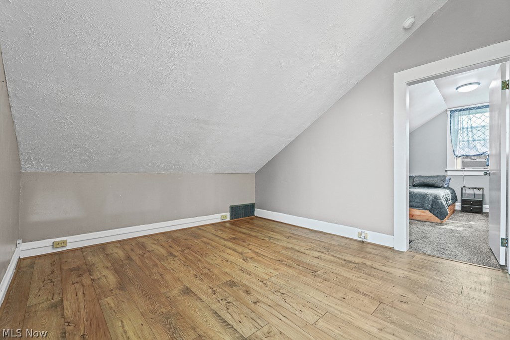 3857 Violand Street Louisville OH 44641