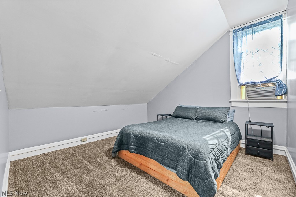 3857 Violand Street Louisville OH 44641